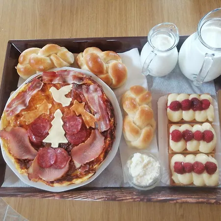 Tarin Zov Apartman *
