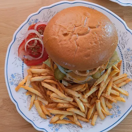 Tarin Zov 公寓 卡鲁德杰尔斯科巴尔