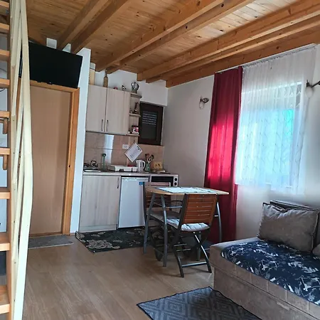 Tarin Zov Apartmán *